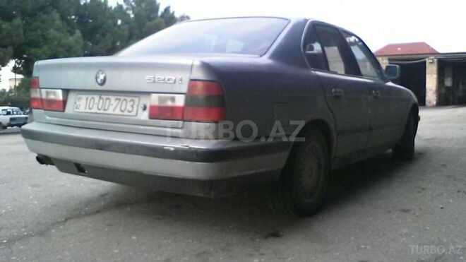 BMW 520 1989, 350,000 km - 2.0 l - Bakı