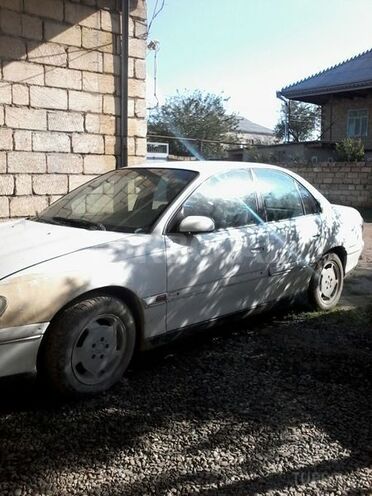 Opel Omega 1994, 350,000 km - 2.0 l - Bakı