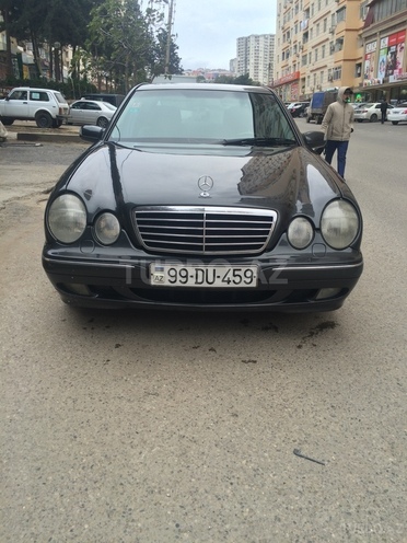Mercedes E 220 2000, 222,476 km - 2.2 l - Bakı