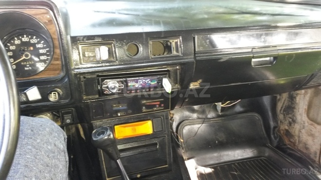 GAZ 24-10 1991, 530,000 km - 2.4 l - Astara
