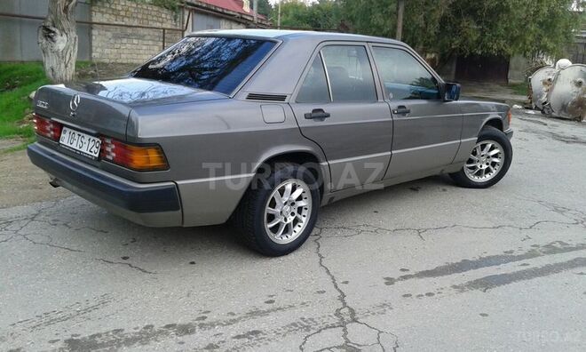 Mercedes 190 1990, 484,561 km - 2.0 л - Bakı