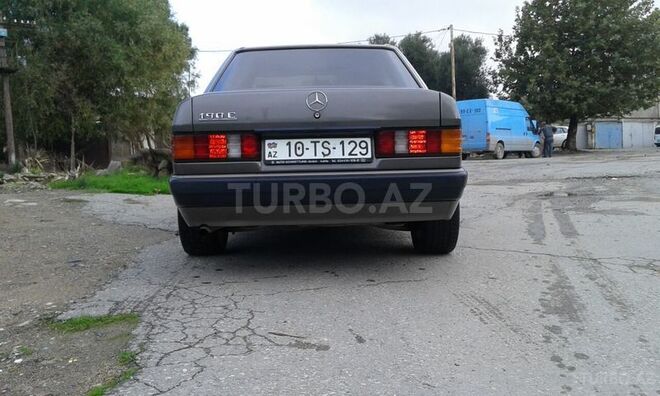 Mercedes 190 1990, 484,561 km - 2.0 л - Bakı