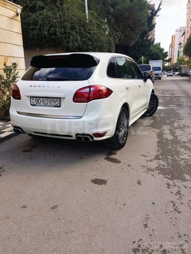 Porsche Cayenne 2010, 181,000 km - 4.8 l - Bakı