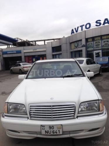 Mercedes C 230 1999, 144,000 km - 2.3 l - Bakı