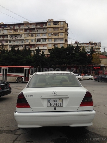 Mercedes C 230 1999, 144,000 km - 2.3 l - Bakı
