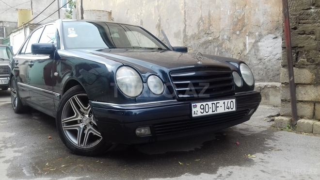 Mercedes E 240 1998, 148,000 km - 2.4 л - Bakı