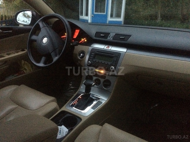 Volkswagen Passat 2005, 130,000 km - 2.0 l - Xaçmaz