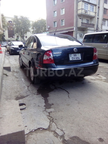 Volkswagen Passat 2004, 1,800,000 km - 1.8 л - Gəncə