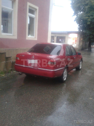 Mercedes C 200 1995, 256,499 km - 2.0 л - Quba
