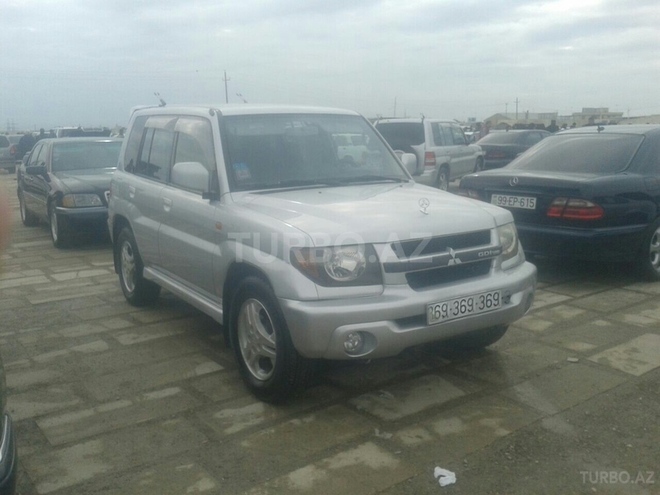 Mitsubishi Pajero io 2000, 205,500 km - 1.8 l - Bakı