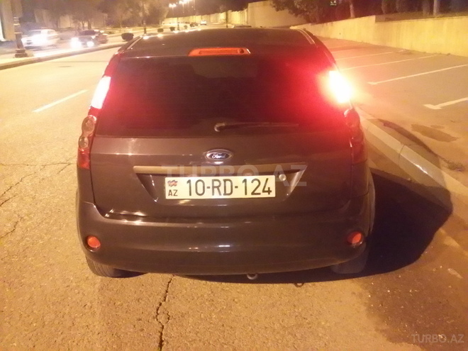 Ford Fiesta 2005, 164,960 km - 1.4 l - Bakı