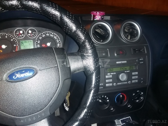 Ford Fiesta 2005, 164,960 km - 1.4 l - Bakı
