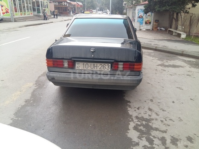 Mercedes 190 1992, 197,847 km - 2.0 л - Bakı