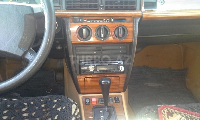 Mercedes 190 1992, 333,333 km - 1.8 л - Cəlilabad
