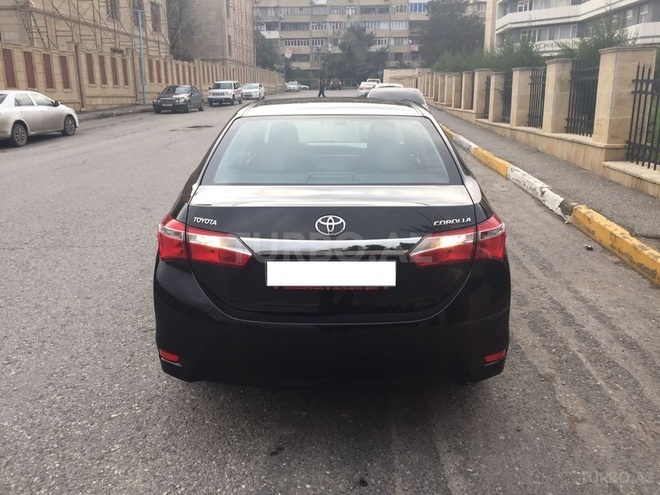 Toyota Corolla 2014, 55,700 km - 1.6 l - Bakı