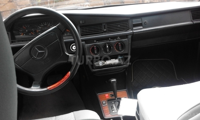 Mercedes 190 1992, 355,830 km - 2.0 l - Bakı