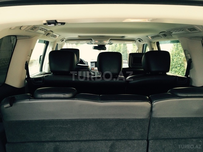 Nissan Patrol 2010, 92,000 km - 5.6 л - Bakı