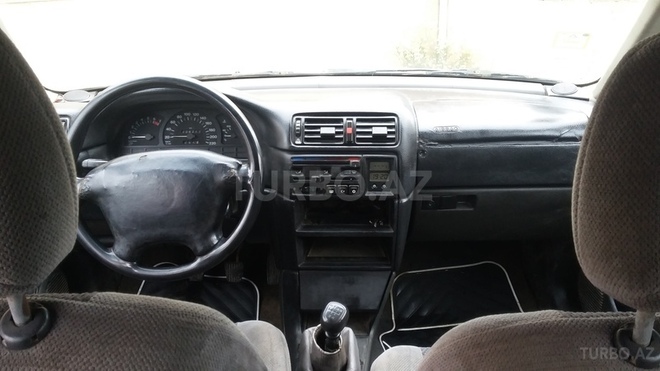 Opel Vectra 1995, 215,000 km - 2.0 l - Bakı