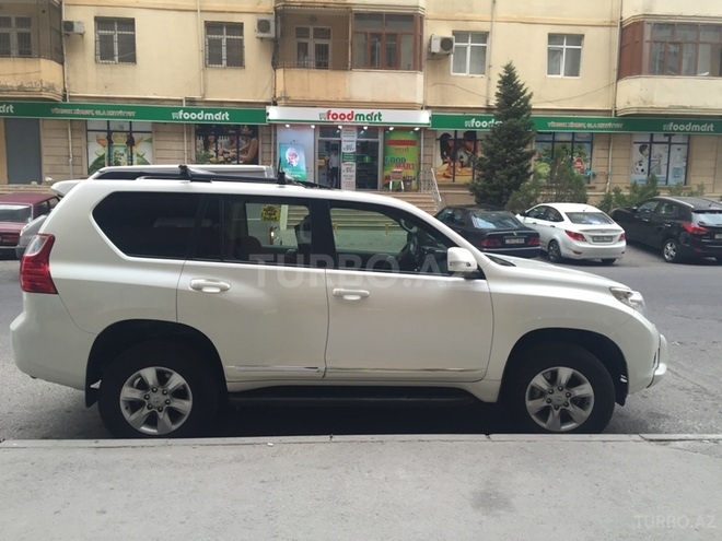 Toyota Prado 2010, 68,000 km - 2.7 л - Bakı