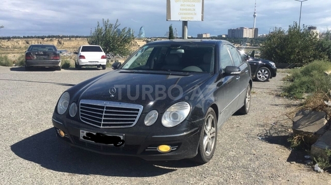 Mercedes E 220 2007, 215,000 km - 2.2 л - Bakı