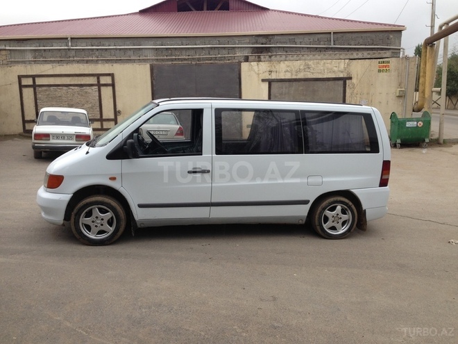 Mercedes Vito 2000, 322,000 km - 2.2 л - Bakı