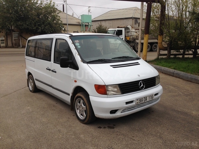 Mercedes Vito 2000, 322,000 km - 2.2 л - Bakı