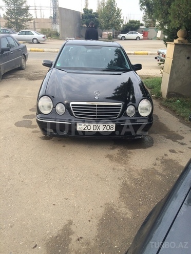 Mercedes E 270 2001, 267,000 km - 2.7 l - Gəncə