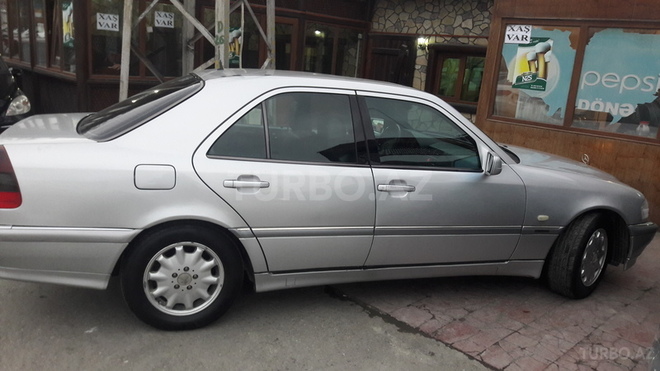 Mercedes C 240 1999, 186,000 km - 2.4 л - Bakı