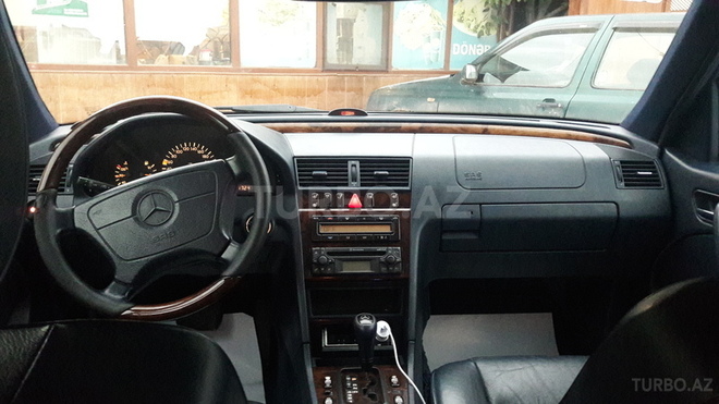 Mercedes C 240 1999, 186,000 km - 2.4 л - Bakı