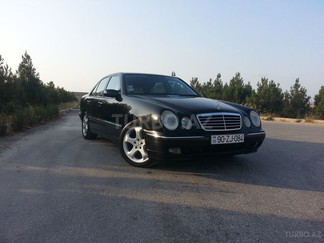 Mercedes E 240 2001, 216,000 km - 2.4 l - Bakı