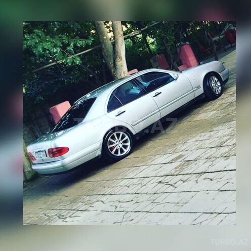 Mercedes E 240 1999, 222,000 km - 2.4 л - Bakı
