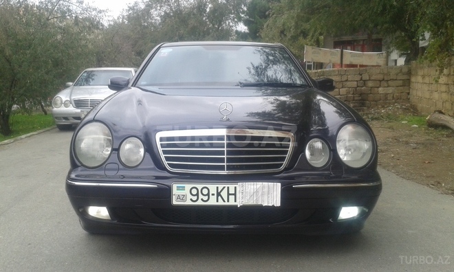 Mercedes E 240 2001, 210,000 km - 2.6 l - Bakı