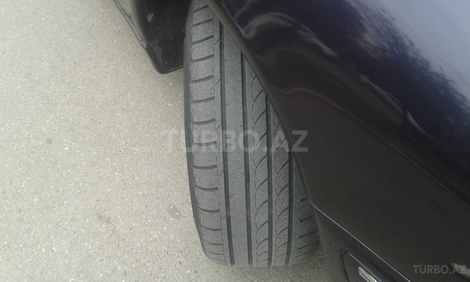 Mercedes E 240 2001, 210,000 km - 2.6 l - Bakı