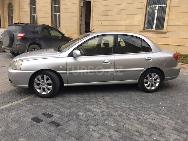 Kia Rio 2003, 240,000 km - 1.6 l - Bakı