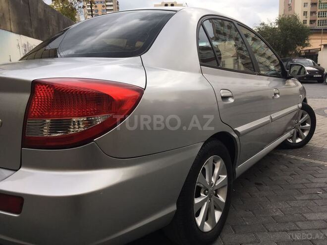 Kia Rio 2003, 240,000 km - 1.6 l - Bakı