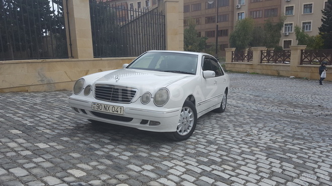 Mercedes E 220 2001, 708,000 km - 2.2 l - Bakı
