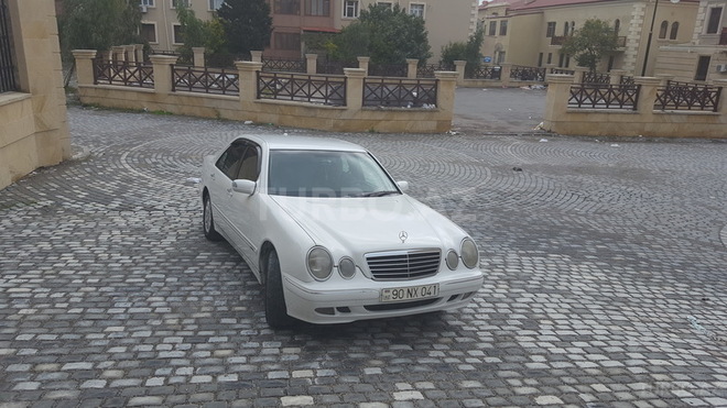Mercedes E 220 2001, 708,000 km - 2.2 l - Bakı