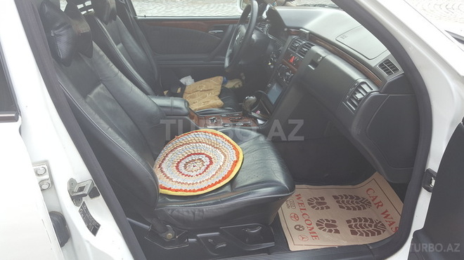 Mercedes E 220 2001, 708,000 km - 2.2 l - Bakı