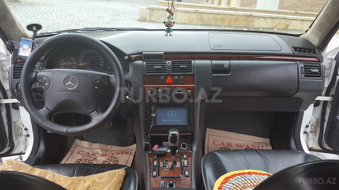 Mercedes E 220 2001, 708,000 km - 2.2 l - Bakı