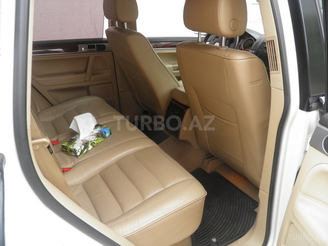 Volkswagen Touareg 2005, 157,000 km - 3.2 l - Bakı