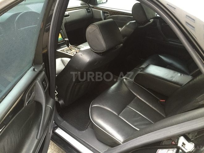 Mercedes E 320 2000, 320,000 km - 3.2 l - Bakı