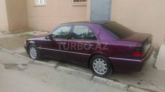 Mercedes C 200 1997, 335,000 km - 2.0 l - Bakı
