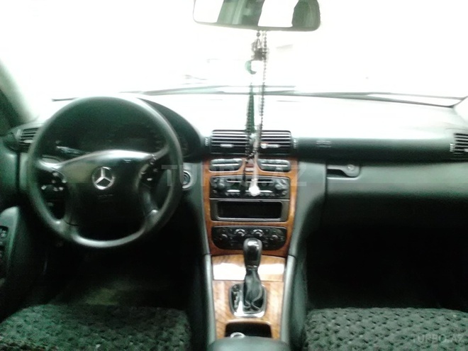 Mercedes C 220 2000, 408,000 km - 2.2 л - Bakı