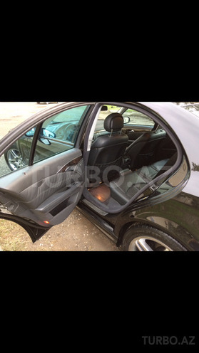 Mercedes E 320 2003, 201,000 km - 3.2 l - Bərdə