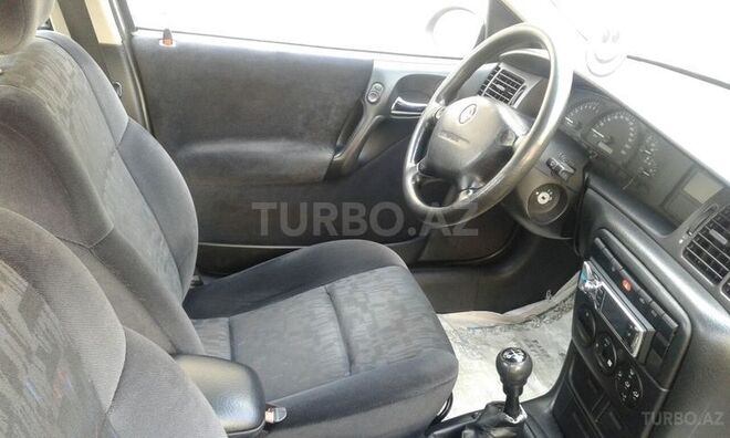 Opel Vectra 2000, 153,096 km - 1.8 l - Qazax