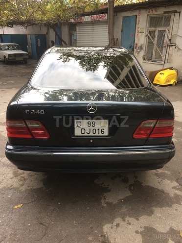 Mercedes E 240 2000, 163,000 km - 2.4 l - Bakı