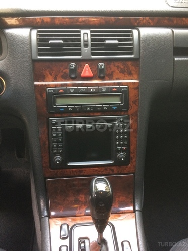 Mercedes E 240 2000, 163,000 km - 2.4 l - Bakı