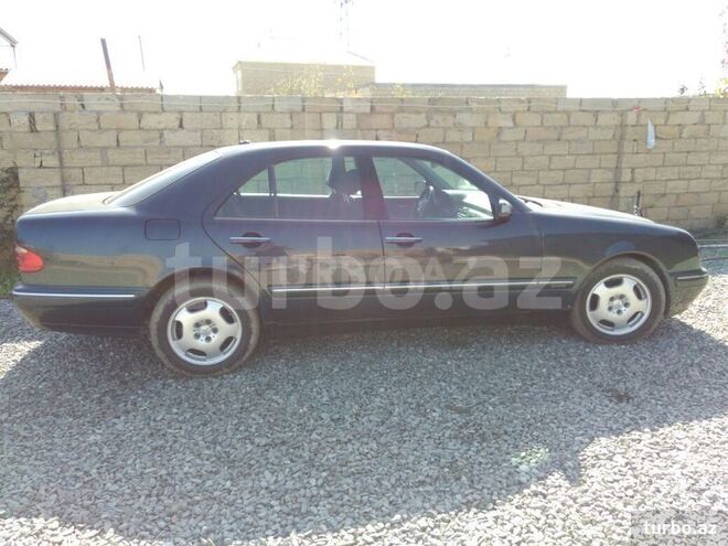 Mercedes E 320 1996, 140,000 km - 3.2 l - Bakı