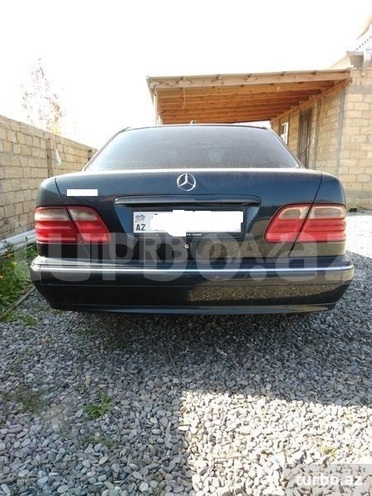 Mercedes E 320 1996, 140,000 km - 3.2 l - Bakı