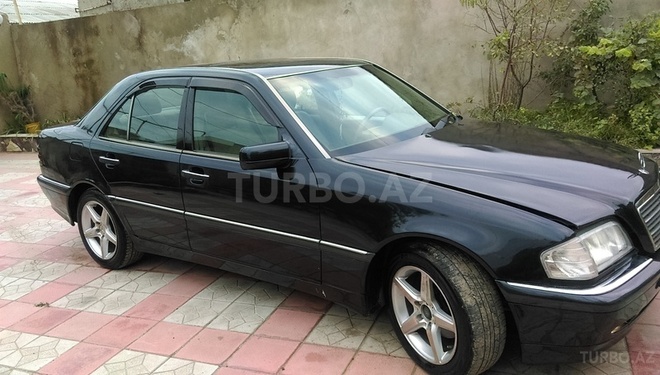 Mercedes C 230 1998, 252,000 km - 2.3 l - Sumqayıt